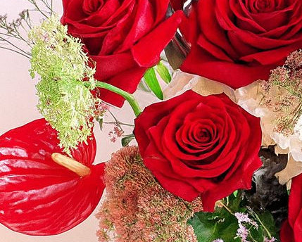 "Crimson and Clover" Romantic/Anniversary, Arrangement